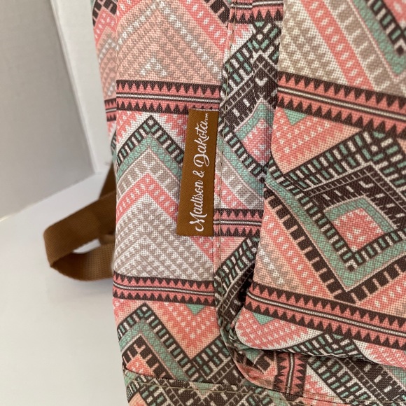 Madison & Dakota backpack diaper daily functional carry all bag - Picture 4 of 5